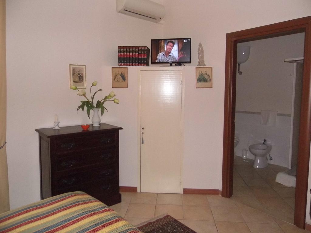 La Residenza Dei Nobili Bed & Breakfast Catanzaro Room photo